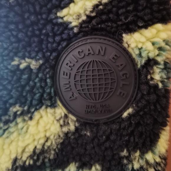 American Eagle Men Multi-colored Sherpa Zip-Up Jacket (M) - Picture 7 of 13